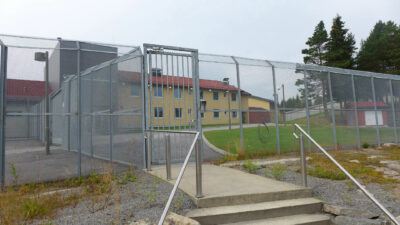 Norway prison staff security
